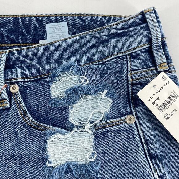 Good American Bombshell Shorts 18 - Picture 5 of 16